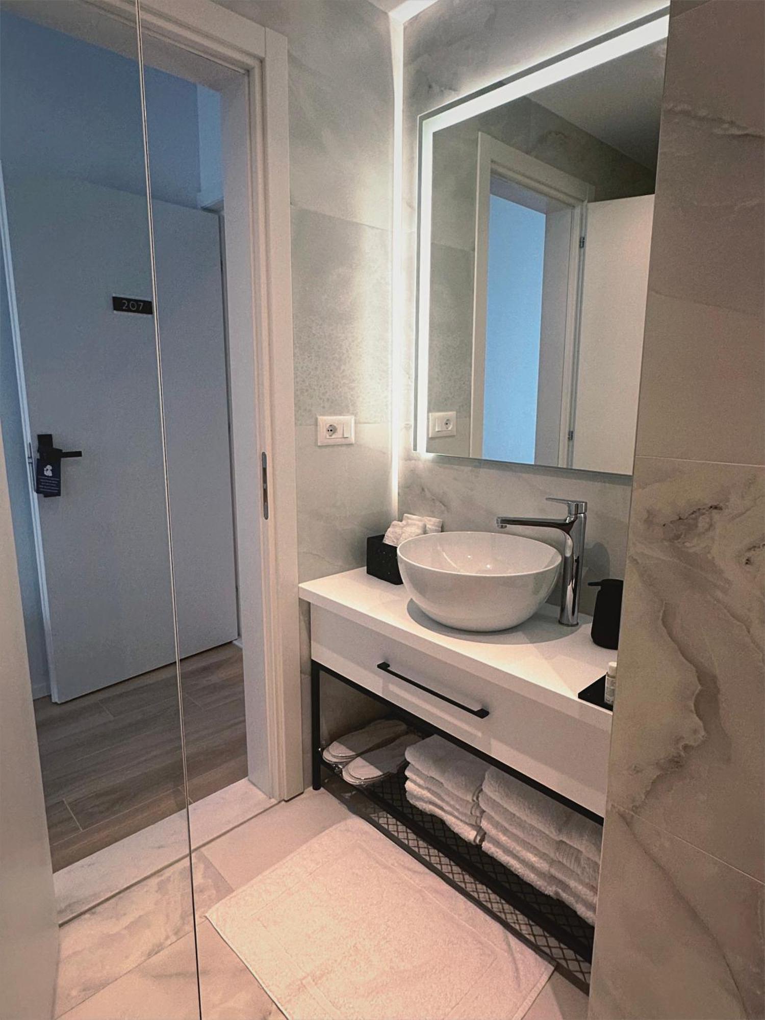 Hotel Vila 19 Дхерми Экстерьер фото