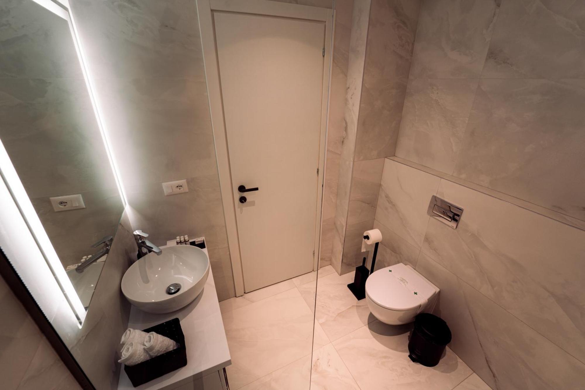 Hotel Vila 19 Дхерми Экстерьер фото